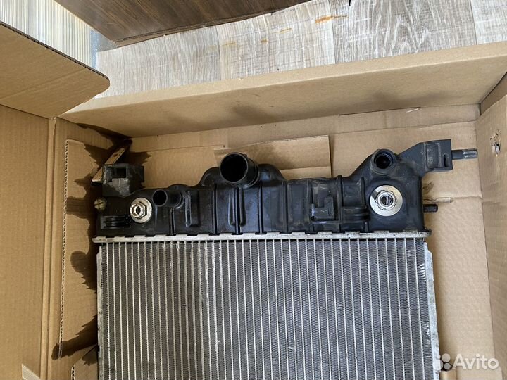 Радиатор охлаждения GM Шевроле т300 авео б/у