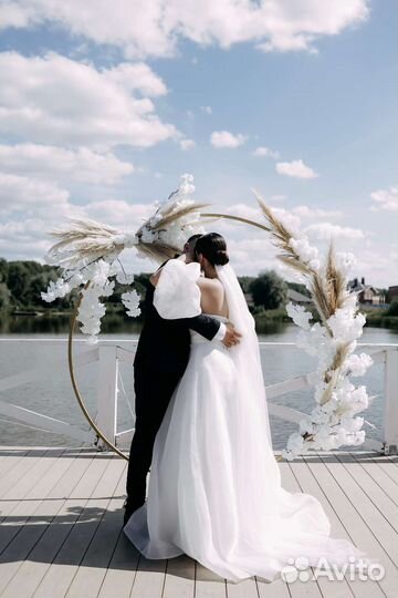 Оформление свадьбы и выездных регистрации