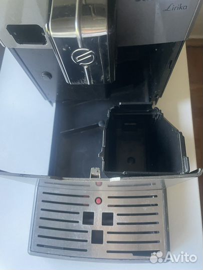 Кофемашина Saeco Lirika One Touch cappuccino