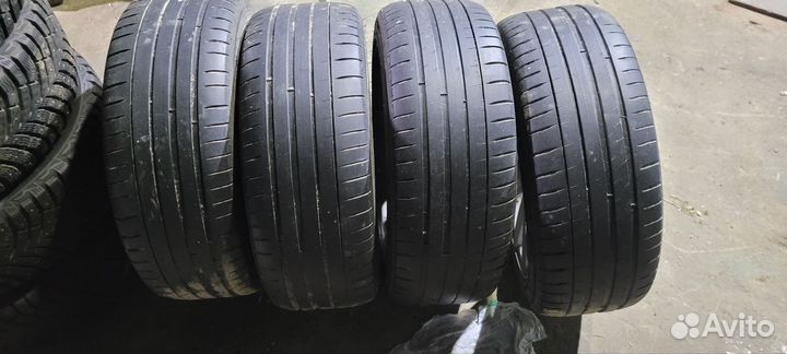 Michelin Pilot Sport 4 225/45 R17