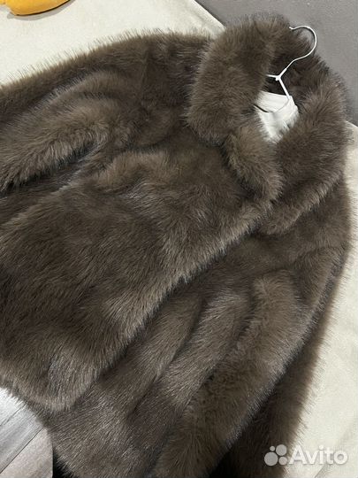 Шуба из эко меха