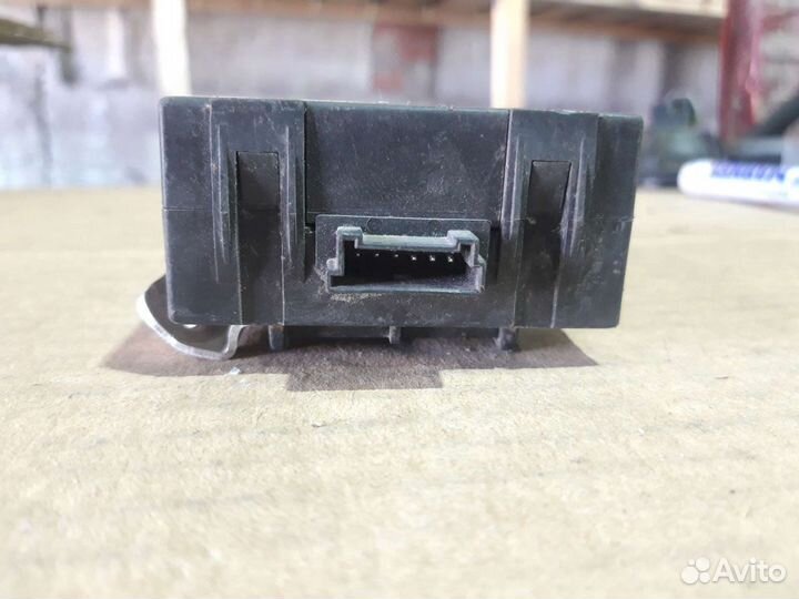 Блок управления сигналом Mercedes