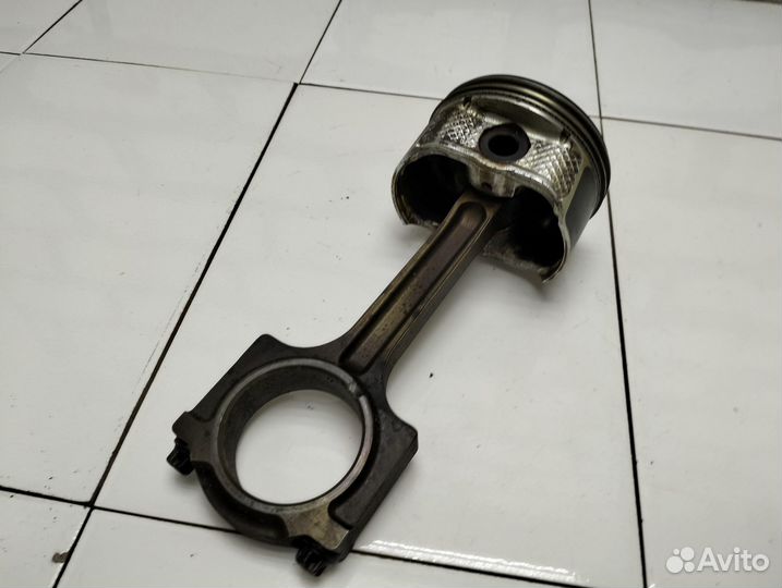 Поршень с шатуном Mazda 3 BK