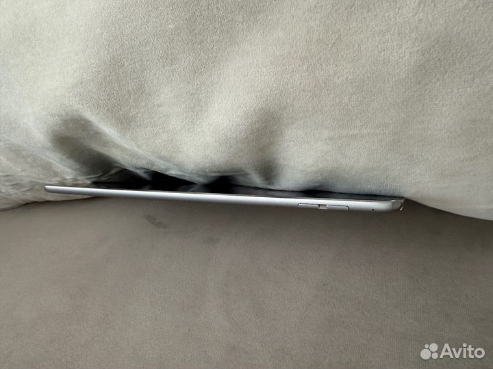 Планшет apple iPad air 2 16GB Wi-fi