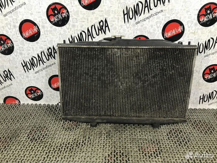 Радиатор (основной) Honda Accord