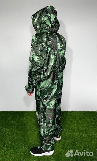 Костюм походный ветровлагозащитный