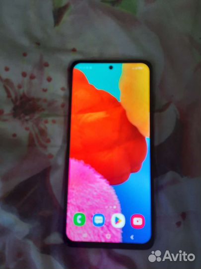 Samsung а51