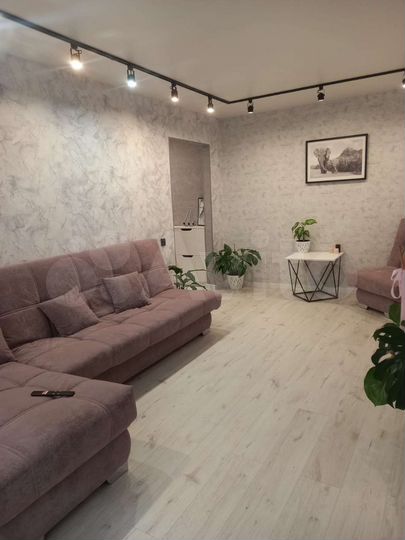 4-к. квартира, 62 м², 2/5 эт.