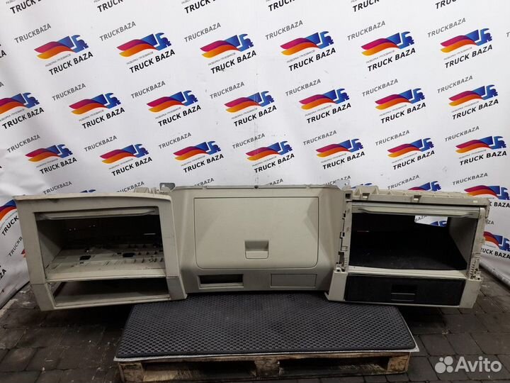 Консоль кабины верхняя Volvo FH