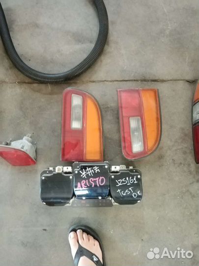 Продам фонари в крышку богажника делика