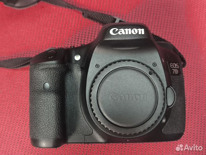 Canon EOS 7D Body, пробег 2000 кадров