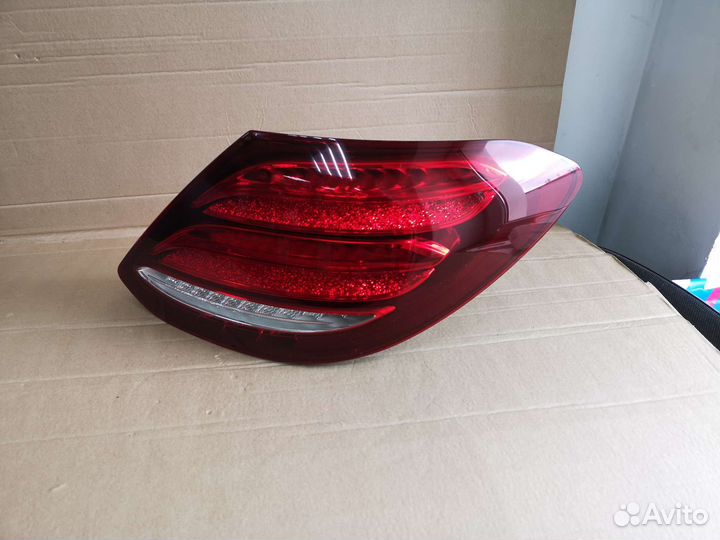 Фонарь левый Mercedes E W213 оригинал A2139067700