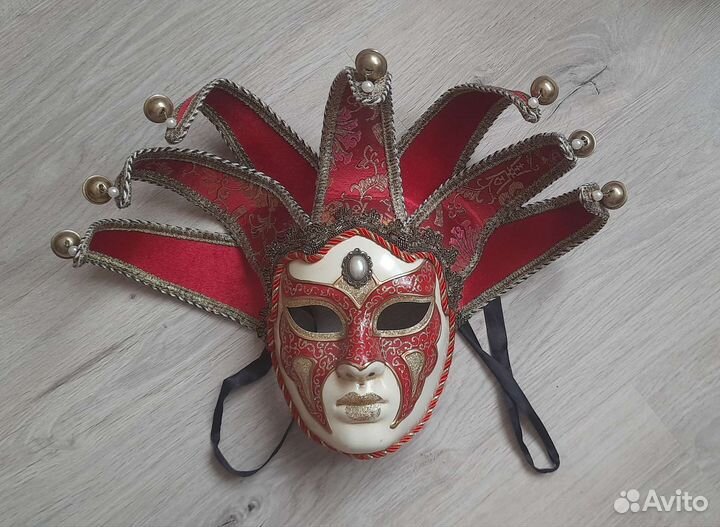Венецианская Маска
