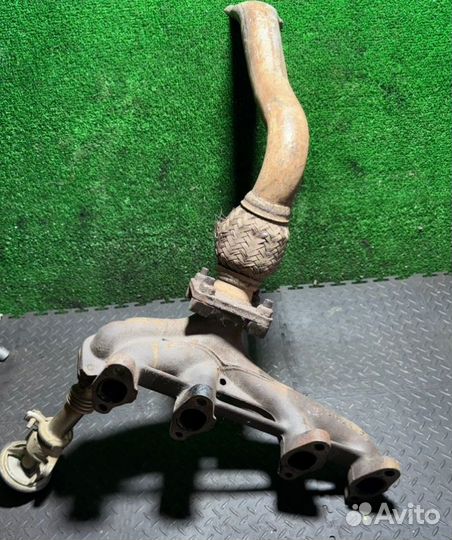 Выпускной коллектор Volkswagen Passat 1.9 2000