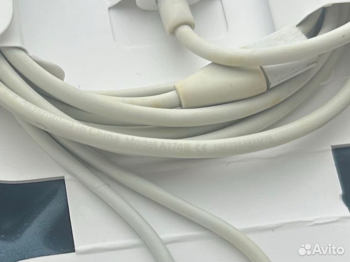 Наушники Apple EarPods Lightning (оригинал)