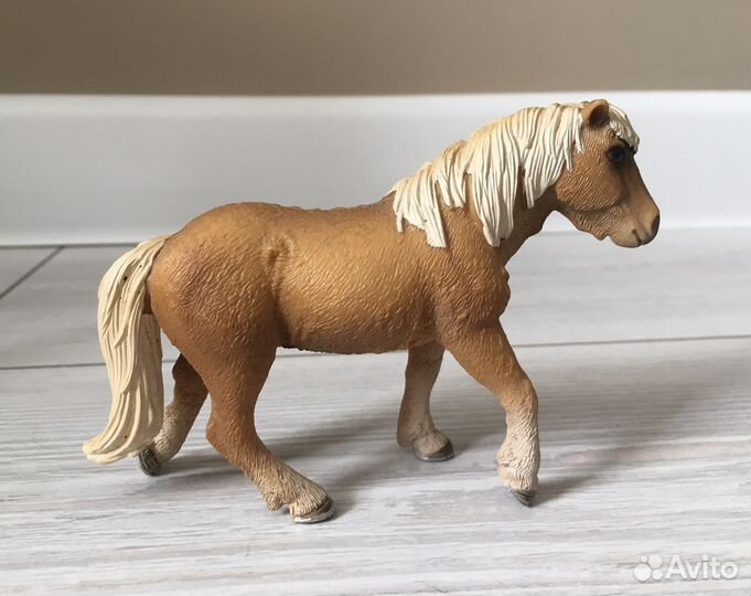 Фигурка Schleich Исландский пони кобыла