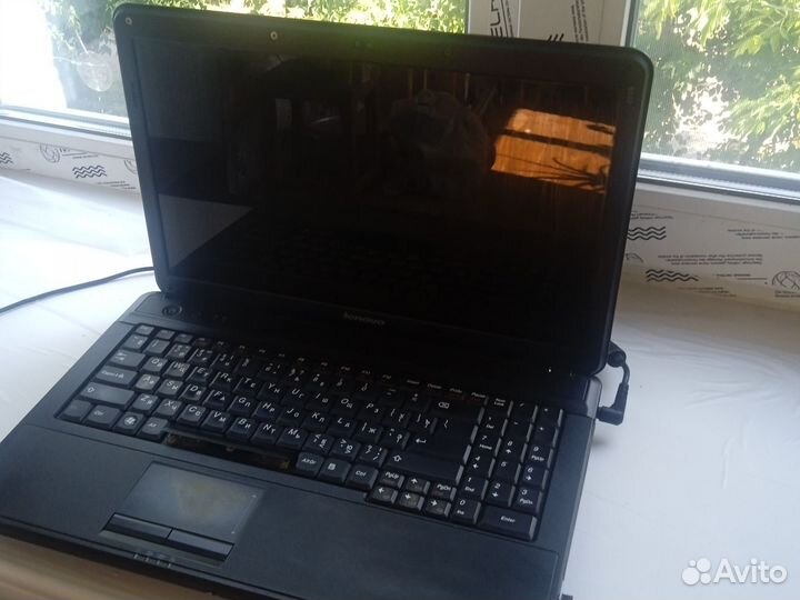 Lenovo B550