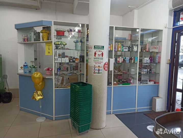 Чехлы и зарядное устройство