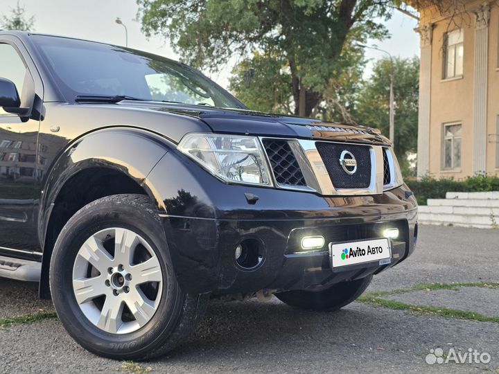 Nissan Pathfinder 2.5 AT, 2005, 198 535 км