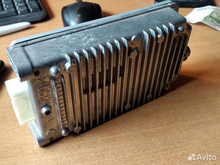 Преобразователь напряж Хино 300 8620637131 hd05