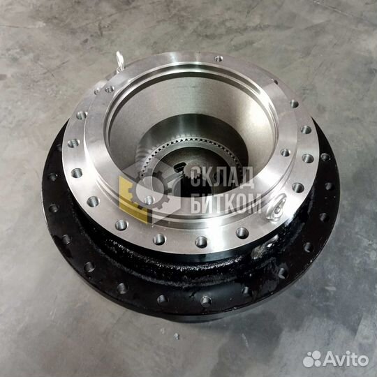 Редуктор хода без гидромотора Hitachi ZX520LCH-3