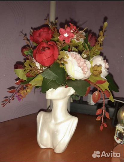 Гипсовая ваза