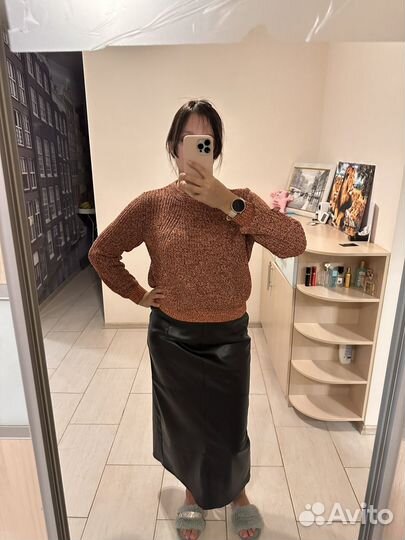 Свитер женский