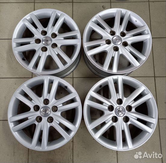 Диски из Японии оригинал Toyota на 16