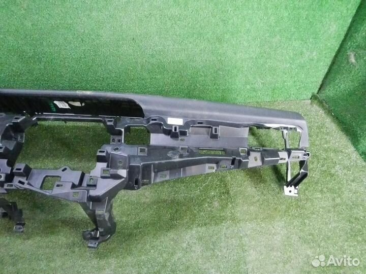 Торпедо Toyota Camry