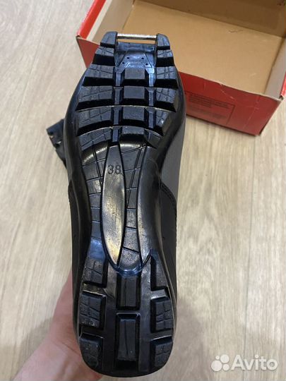 Лыжные ботинки spine