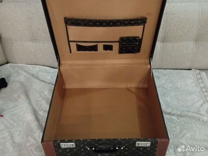 Дипломат кейс чемодан универсальный