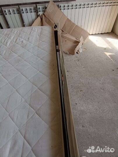 Спальный гарнитур бу