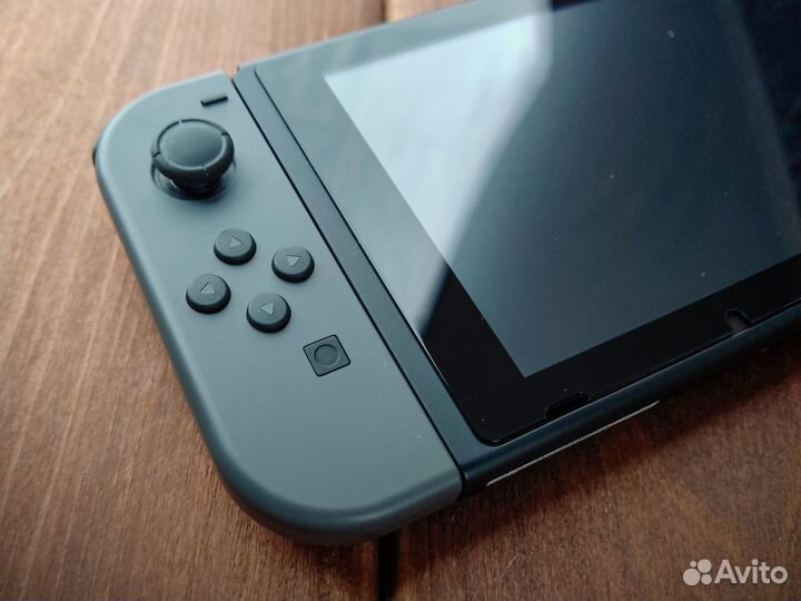 Nintendo Switch v2 прошита Б/у