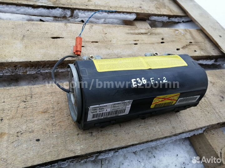 Подушка безопасности пассажирская (в торпедо) BMW