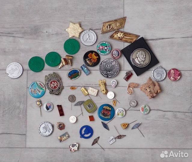 Значки разные