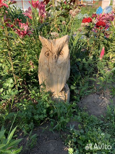 Фигура из дерева Сова