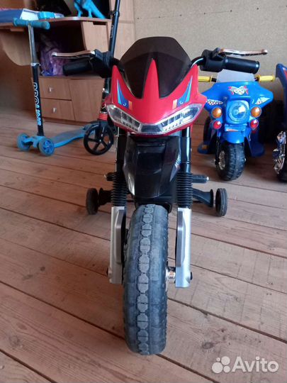 Детский аккумуляторный мотобайк