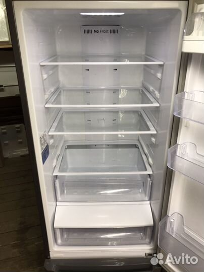 Холодильник Samsung No Frost