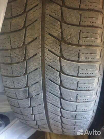 Michelin X-Ice 205/55 R16