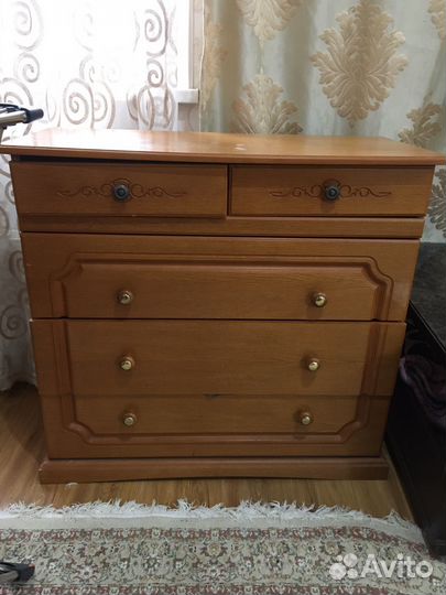 Комоды и тумбы