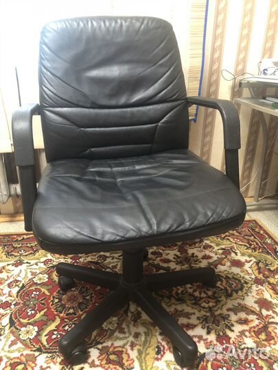 Компьютерное кресло б/у