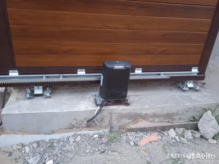 Автоматика для секционных ворот монтаж 1-2 дня