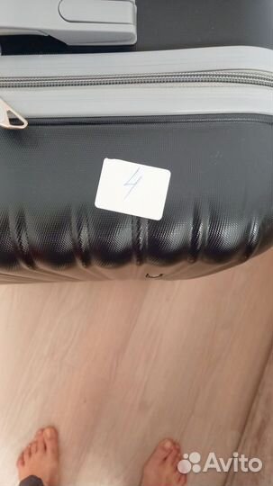 Чемодан на колесах