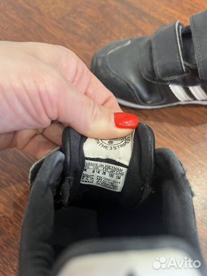 Кроссовки детские adidas 26 размер