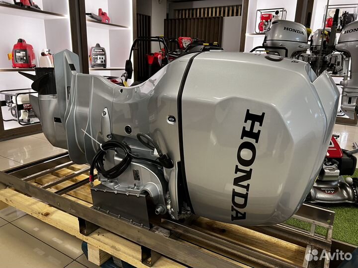 Лодочный мотор Honda BF 100 AK1 xrtu