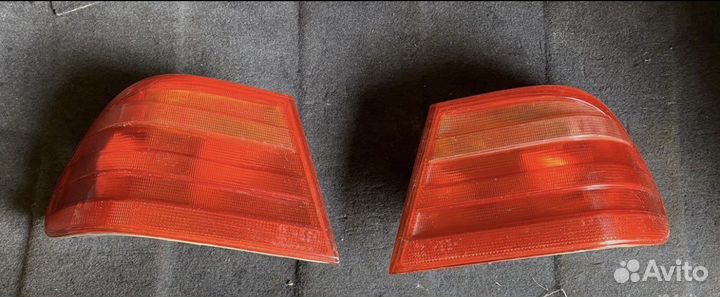 Задние фонари Mercedes W210