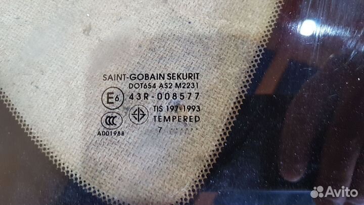 Форточка заднего крыла mazda 3 bk хэтчбек