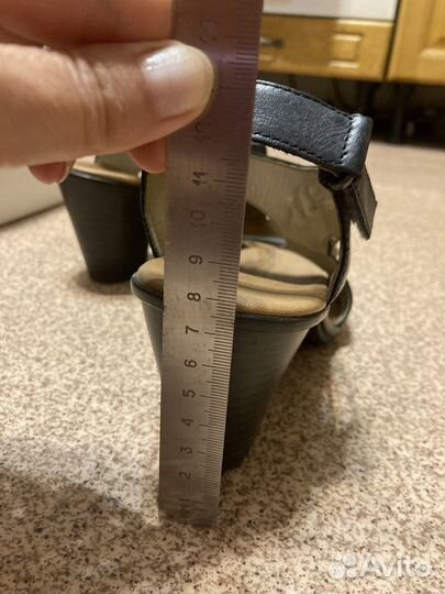 Босоножки женские 39 размер
