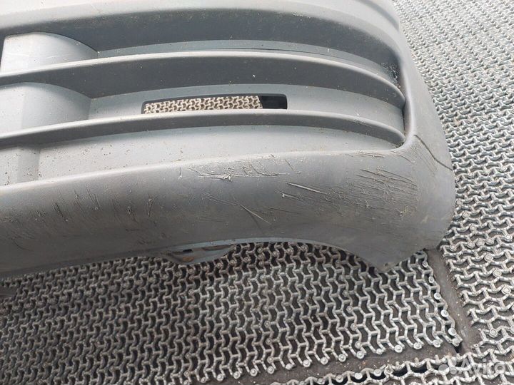 Бампер Volkswagen Caddy, 2009