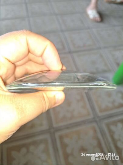 Увеличительное стекло